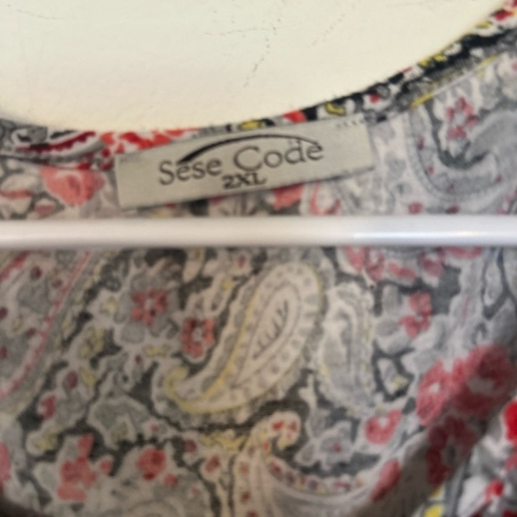 SeSe Code long Sleeve 2XL Floral Paisley Soft aand Stretchy Women's Top - Picture 4 of 8